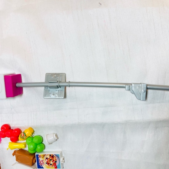 Barbie Grocery Store (15 mini pc) Shelves Checkout & S Grocery Checkout - Picture 12 of 13